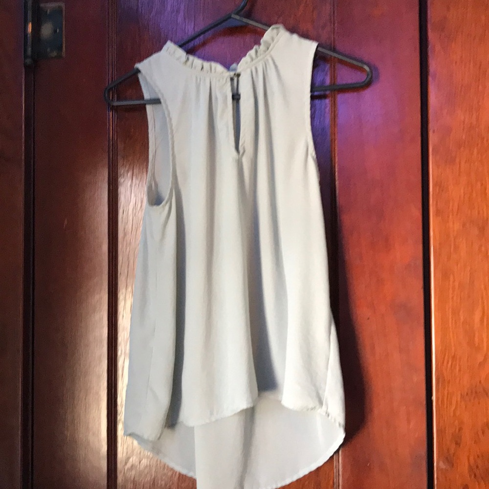 Flowy tank